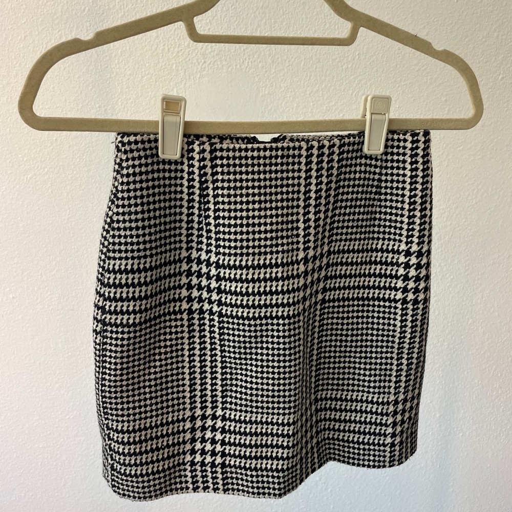 H&M Black and White Checkered Pencil Skirt